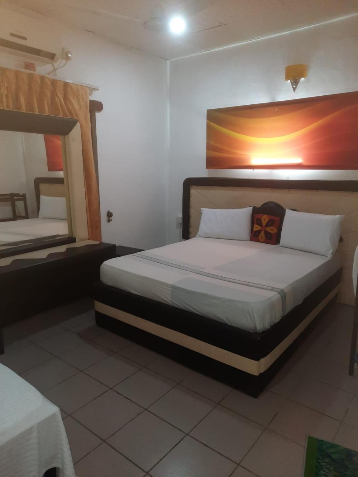 Hotel Panorama Rest Anuradhapura Exterior foto